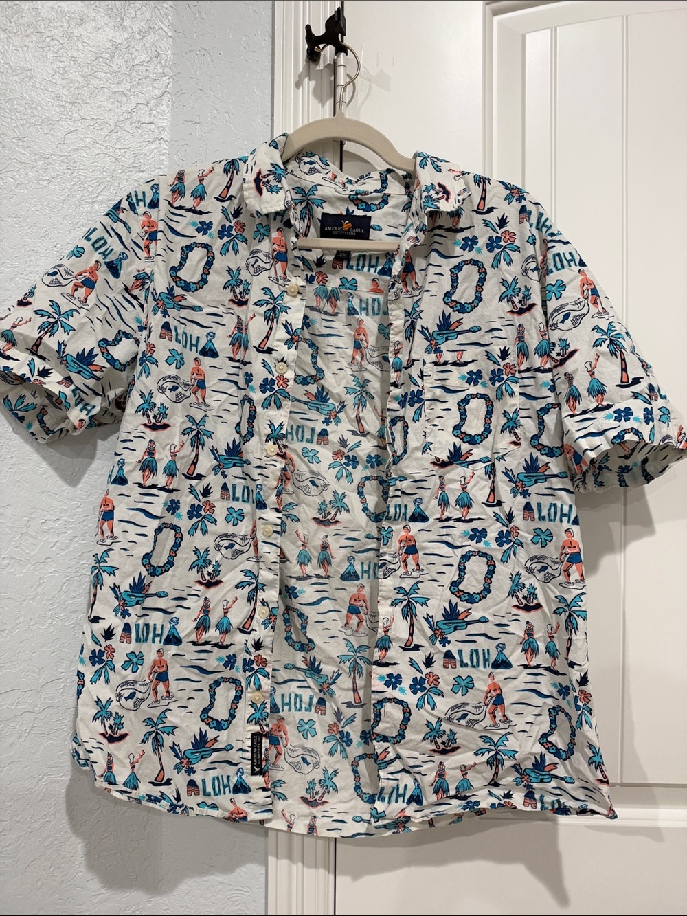 American Eagle Outfitters White Tropical Aloha Print Button-Down Shirt
